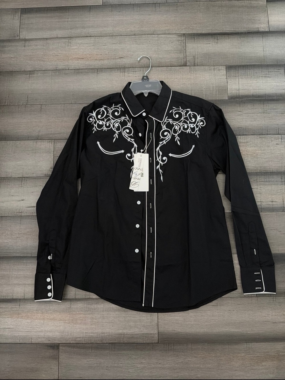Coofandy Black Western Embroidered Men's Shirt with White Piping